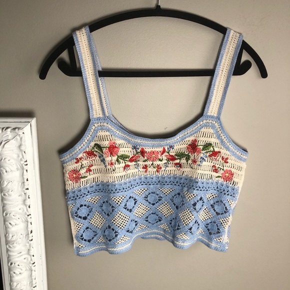 Cute retro crochet top by Julia by Love - Picture 1 of 9